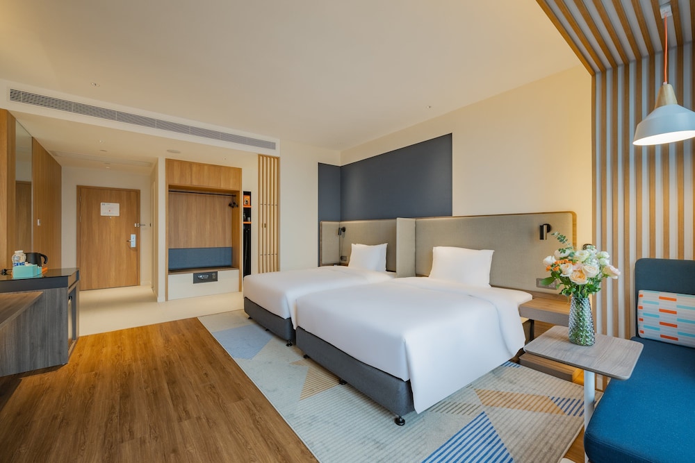 Standard Room, 2 Twin Beds (High Floor)