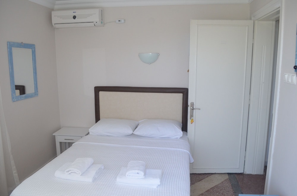 Economy Single Room
