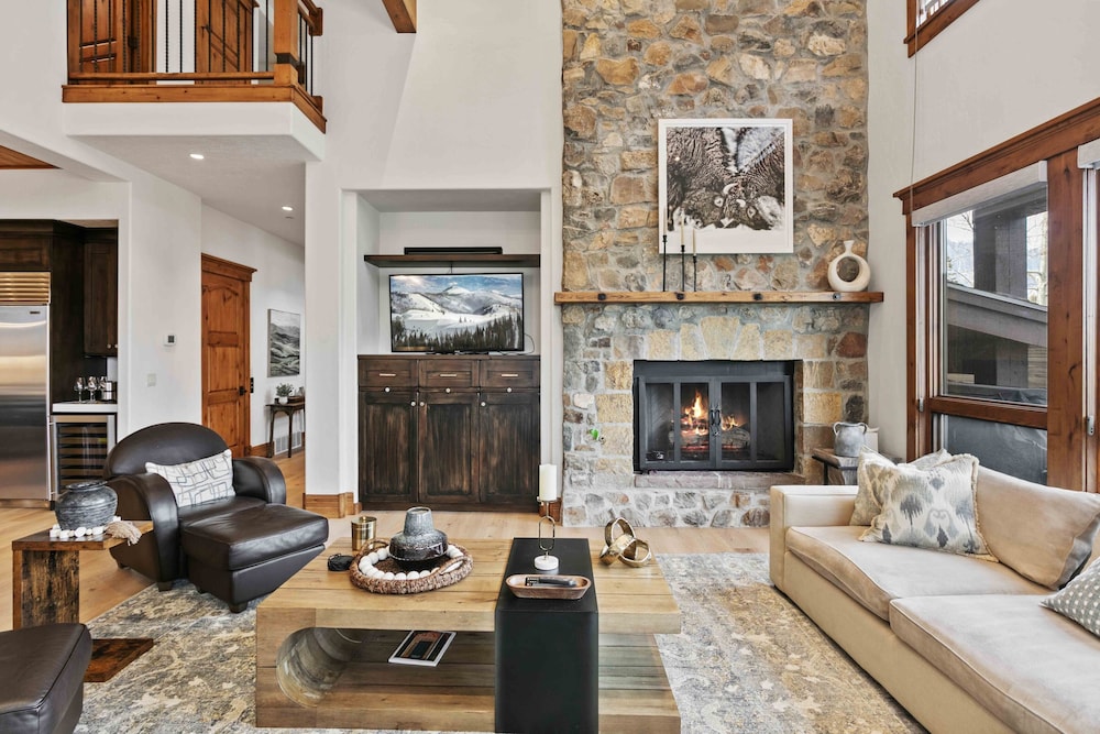 Condo, 4 Bedrooms