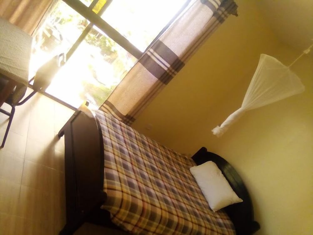 Basic Single Room photo 2