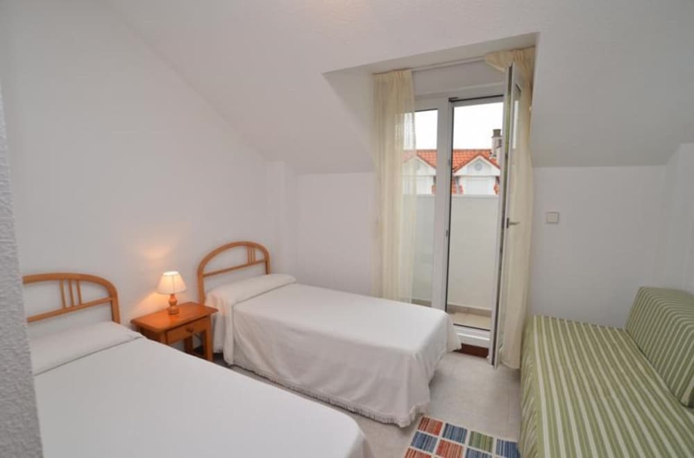 Family Apartment, 2 Bedrooms, Mountain View photo 2