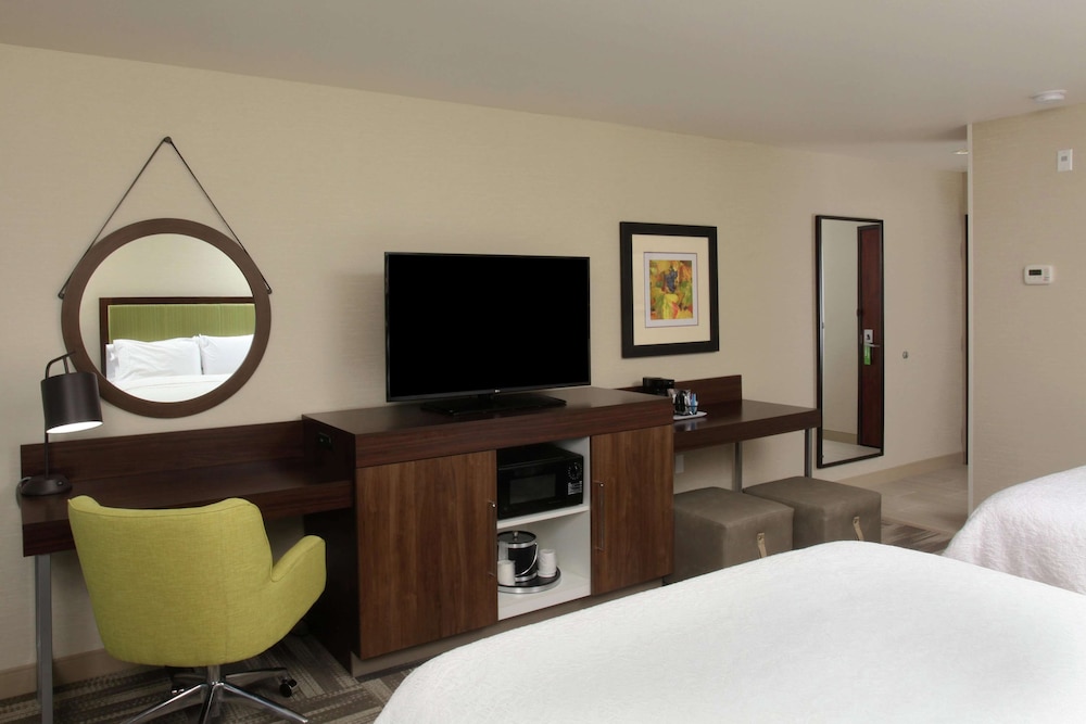 Two queens riverview - Photo 2