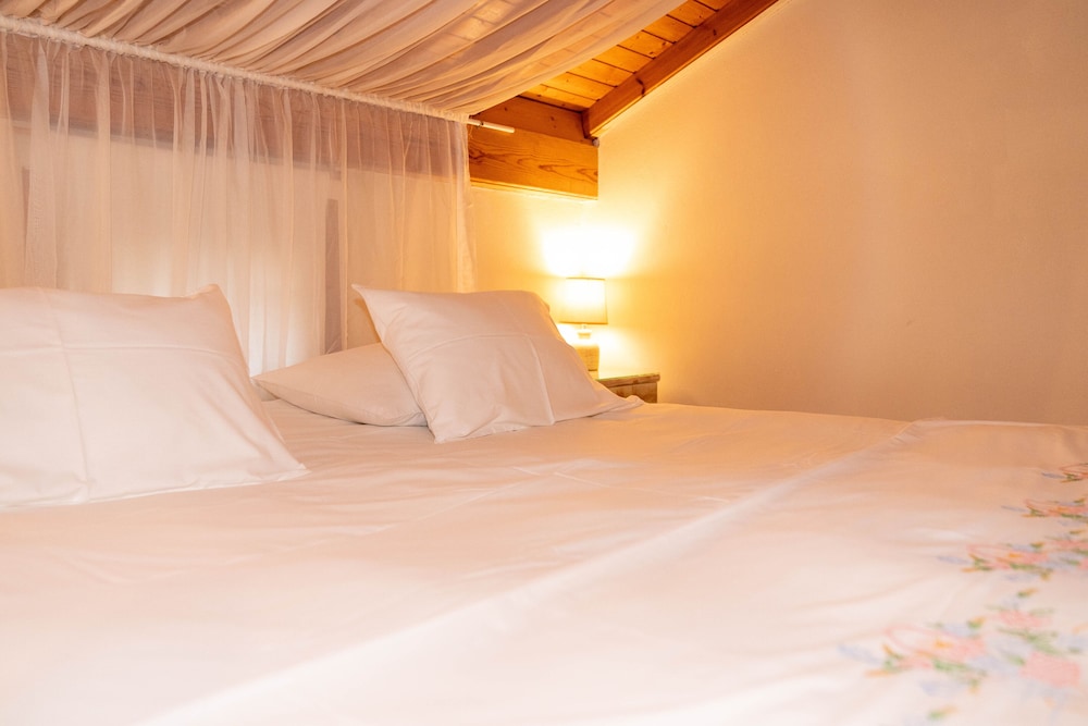 Junior Suite (Split Level)