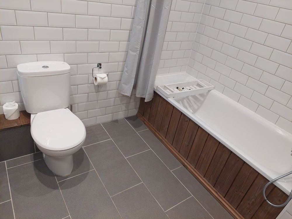 Suite, 1 Double Bed, Non Smoking - Photo 17