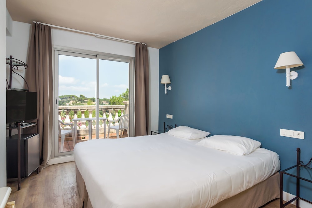 Comfort Triple Room photo 2