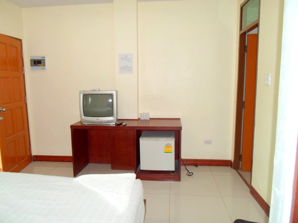 Standard Room, 1 Double Bed, City View photo 2