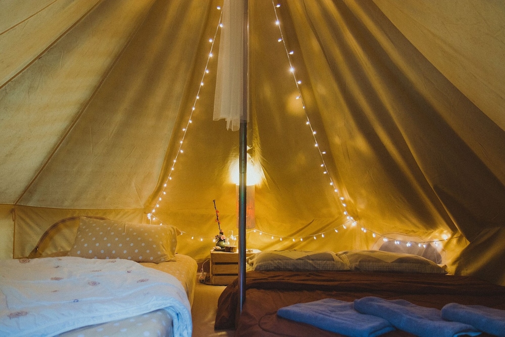 Carpa para 2 Adultos Fan (Baño Compartido)