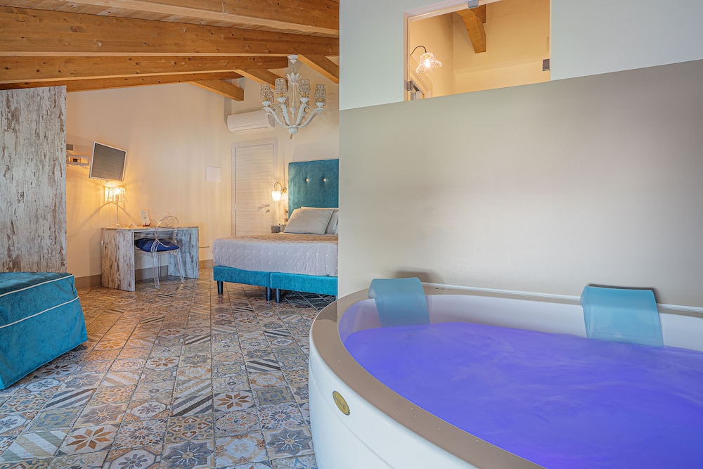 Luxury Room