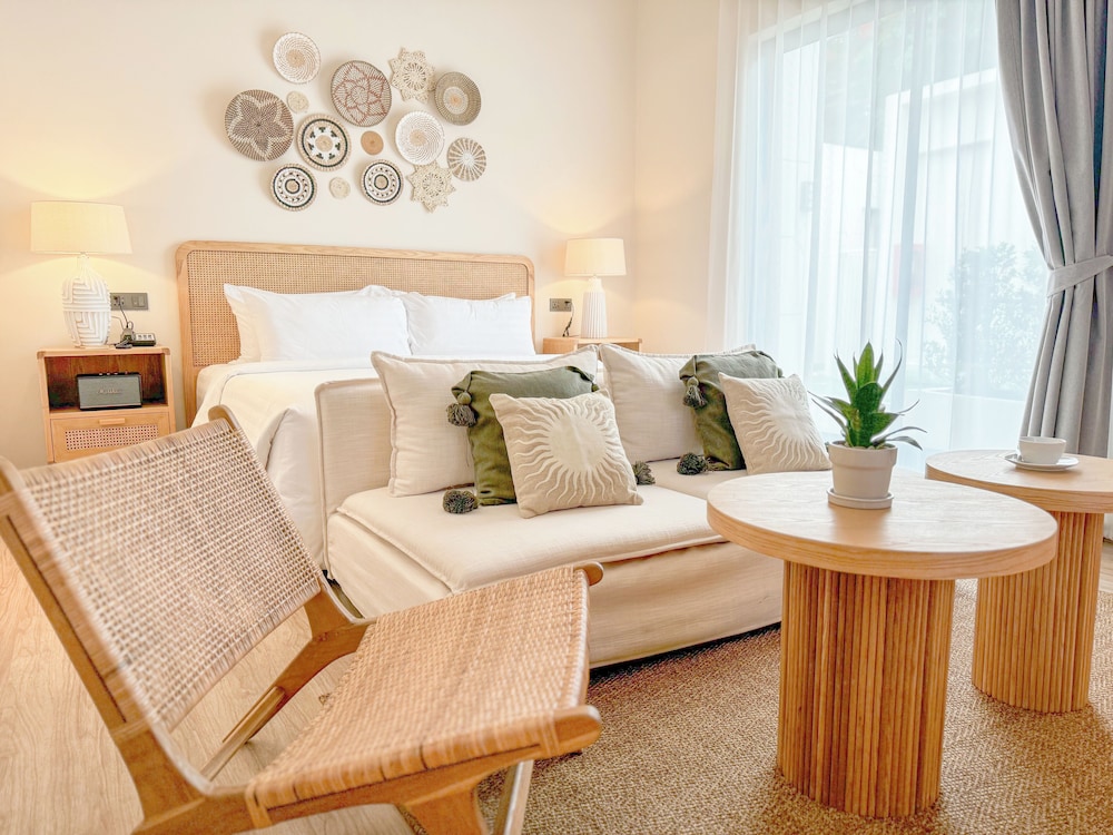 Duplex Pool Villa (Roundtrip airport transfer) - Photo 4