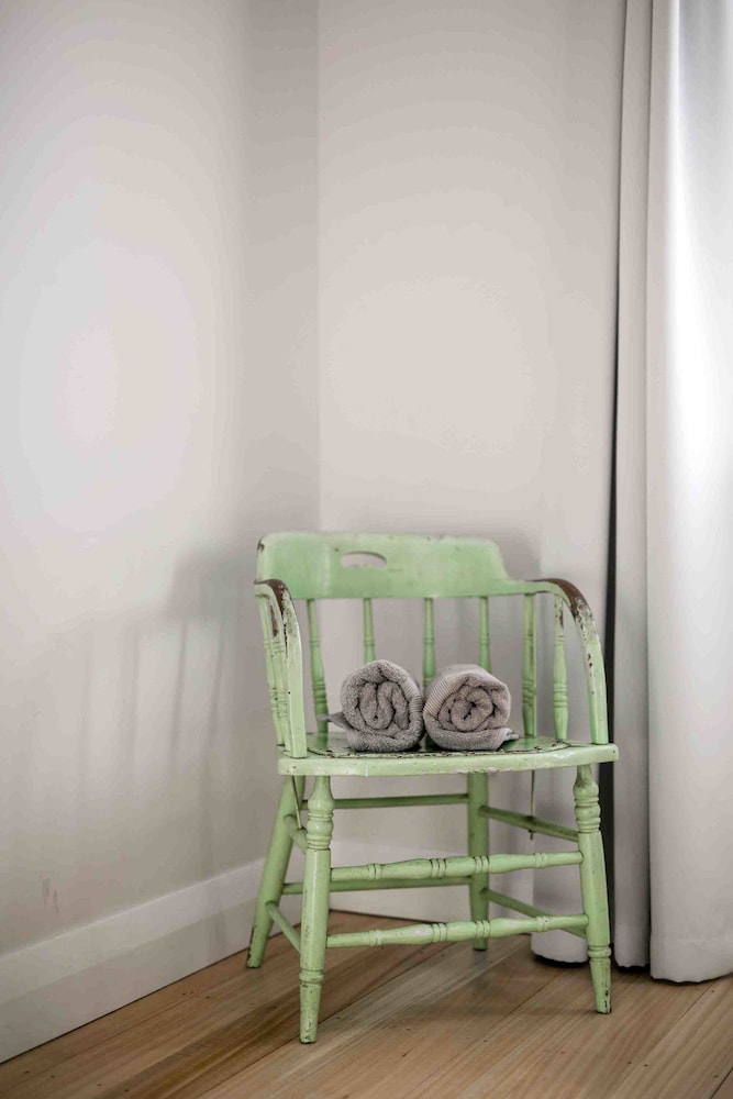 King/Twin with Ensuite and Balcony photo 3