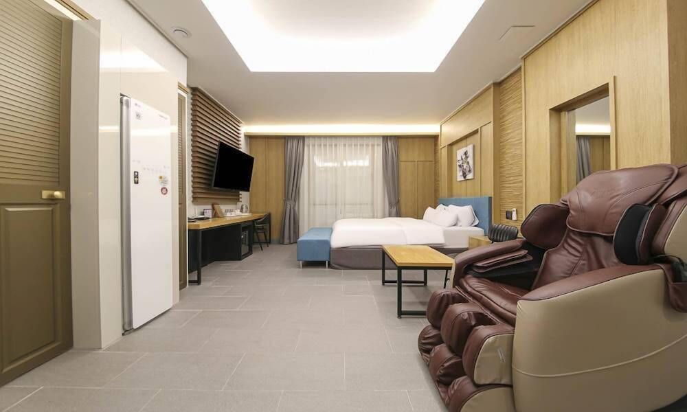 Premium Double Room - Photo 2