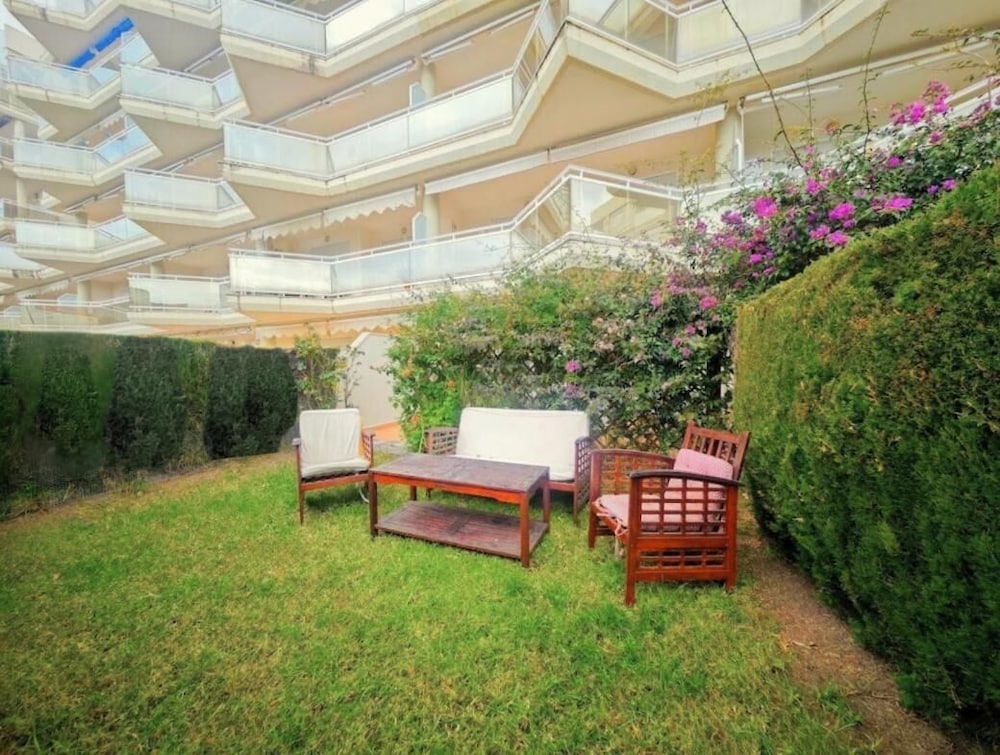 Charmante Miami Platja Wohnung mit Gartenblick, Foto 17