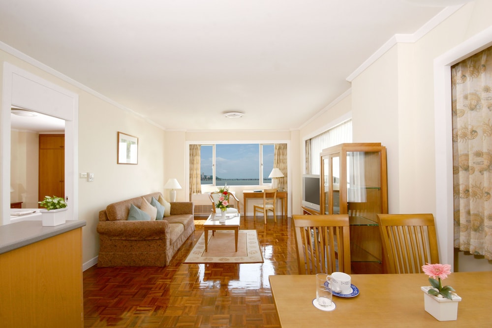 Suite, 1 Bedroom photo 3