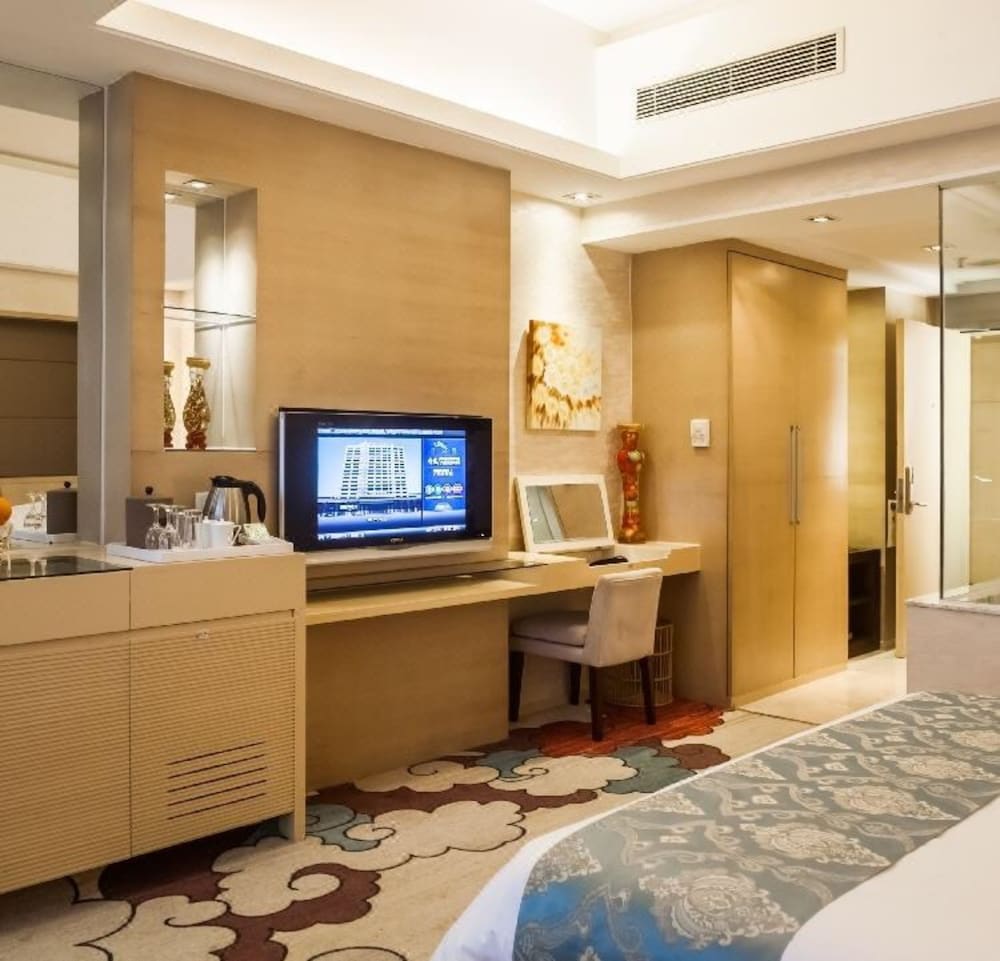 Deluxe Double Room photo 3