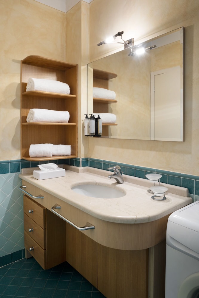 Standard Suite, 1 Bedroom, Terrace - Photo 26