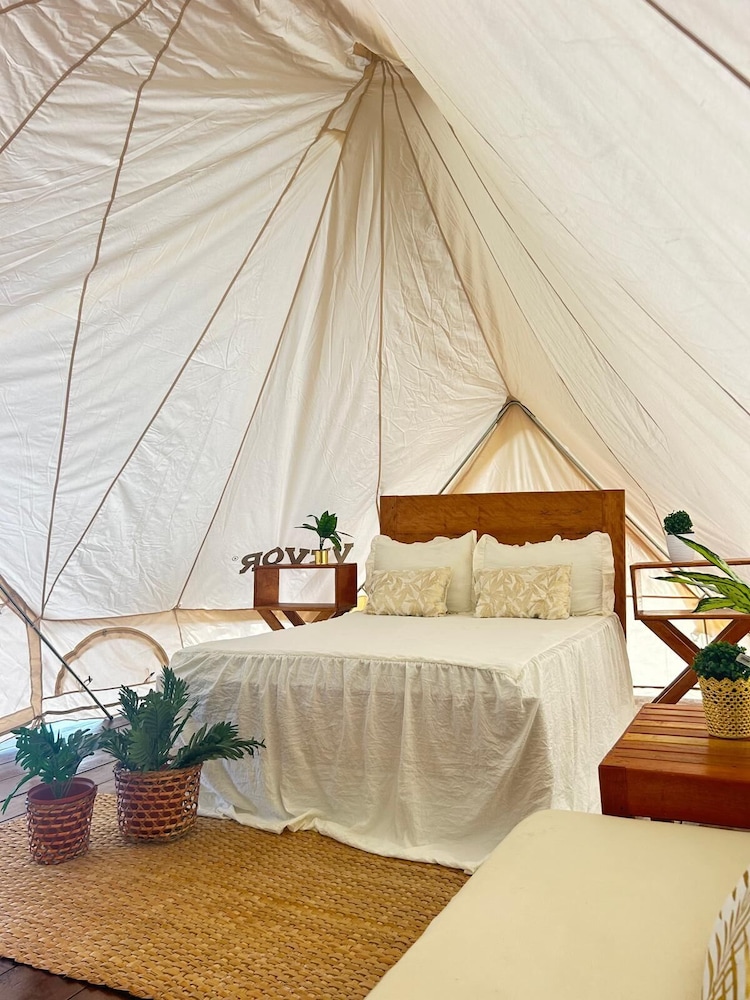 Luxury Tent, Hill View photo 2