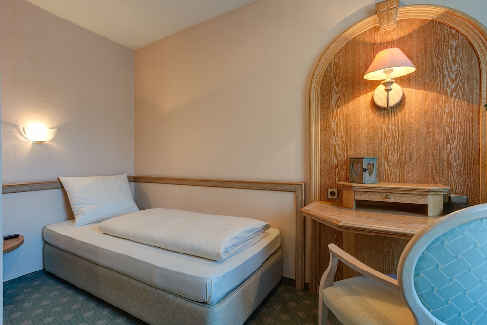 Standard Room, 1 Twin Bed photo 2