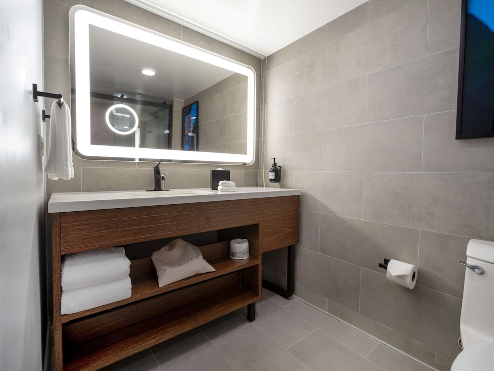 Room, 2 Queen Beds, Bay View - Photo 5
