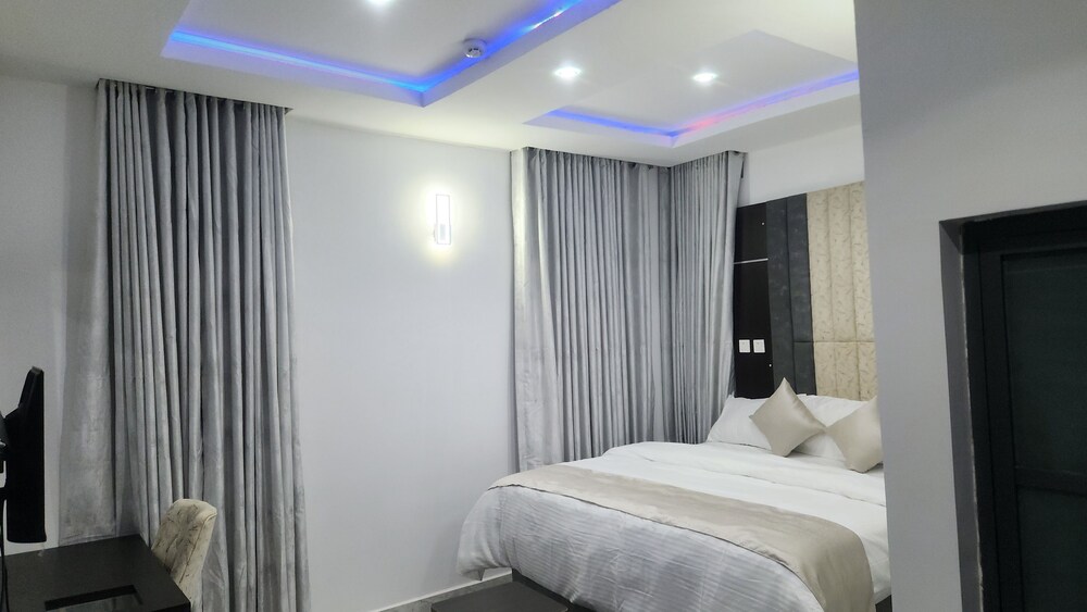 Deluxe Single Room, City View