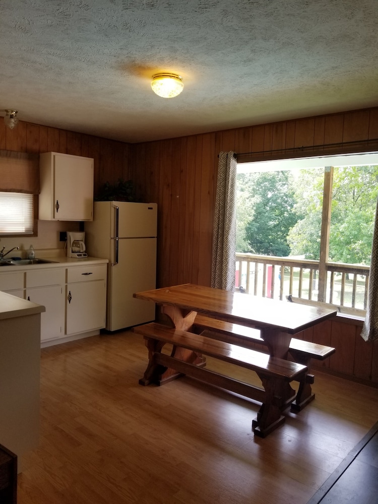 Family Room, 2 Bedrooms, Balcony photo 3