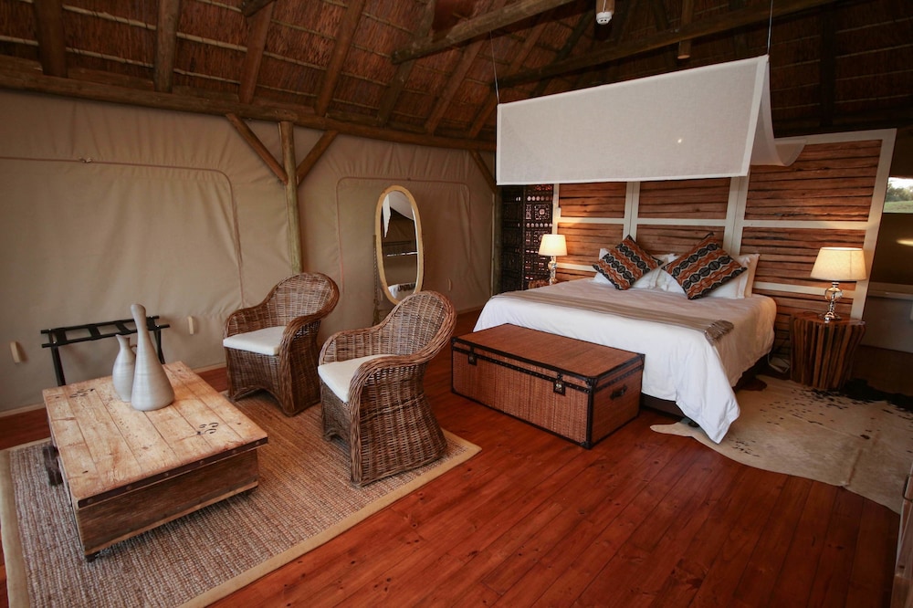 Colonial Luxury Safari Tent photo 2