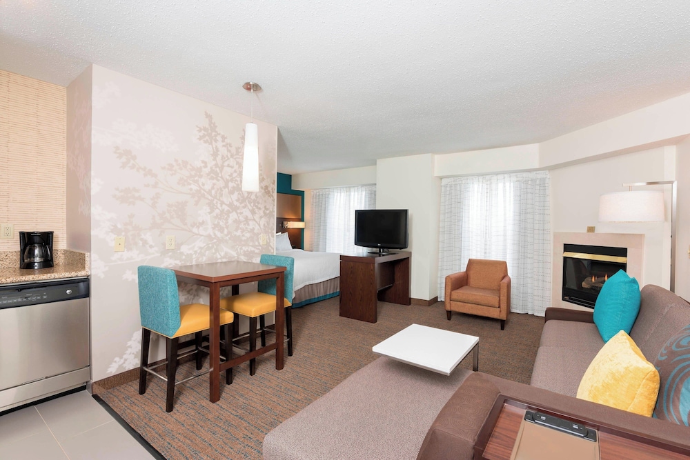 Studio Suite, 1 Queen Bed with Sofa bed - Photo 5