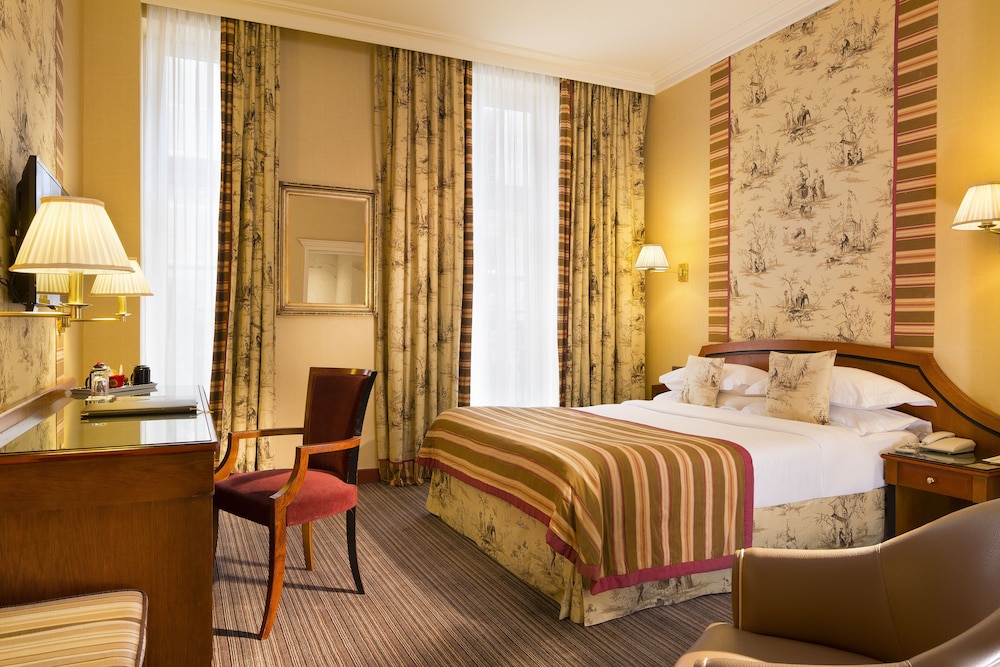 Comfort Room, 2 Twin Beds thumbnail 5