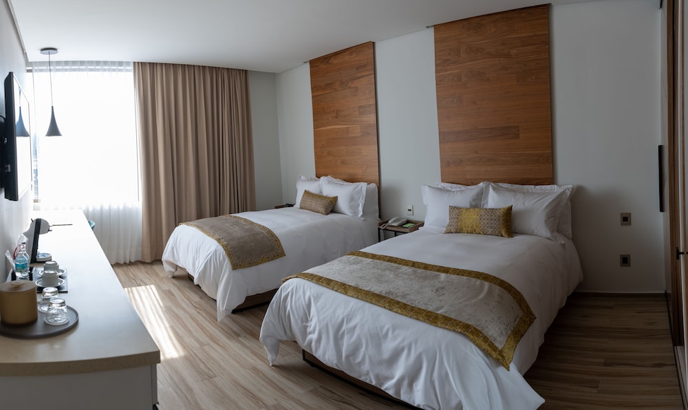 Quarto Duplo Standard, 2 Camas de Casal