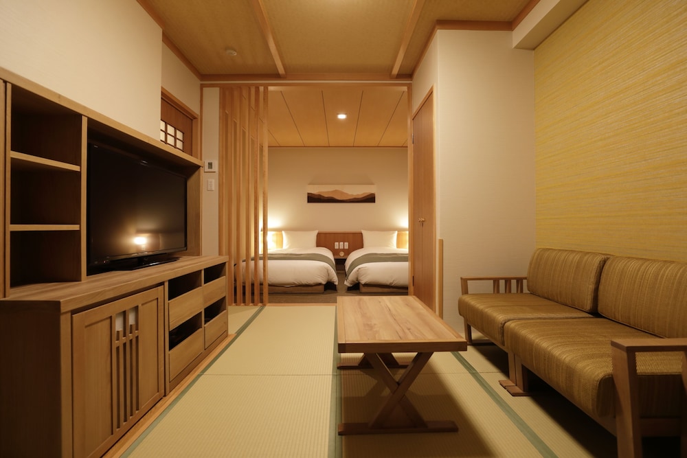 Deluxe Twin Room, Non Smoking - Photo 3