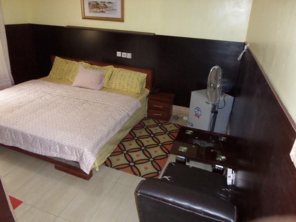Standard Room photo 2