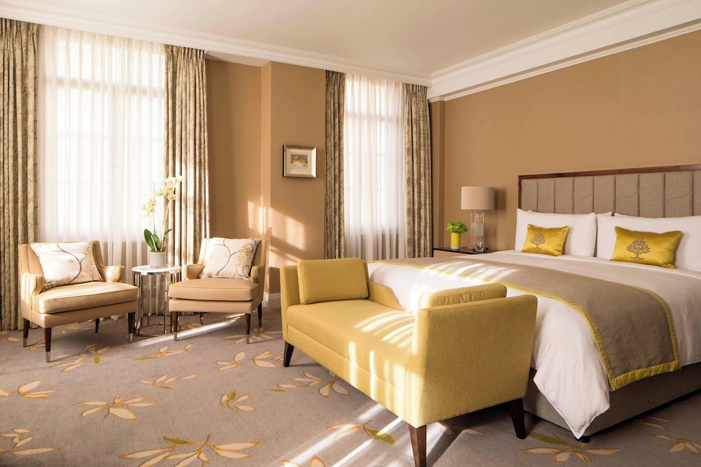Premium Suite, 1 King Bed