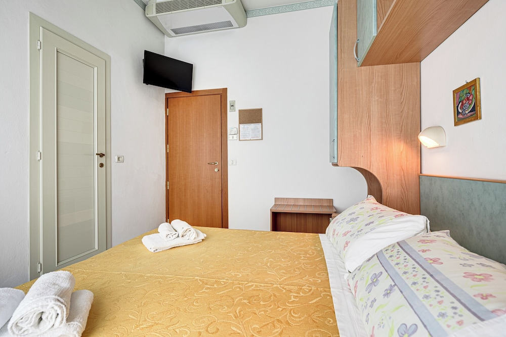 Comfort Double or Twin Room