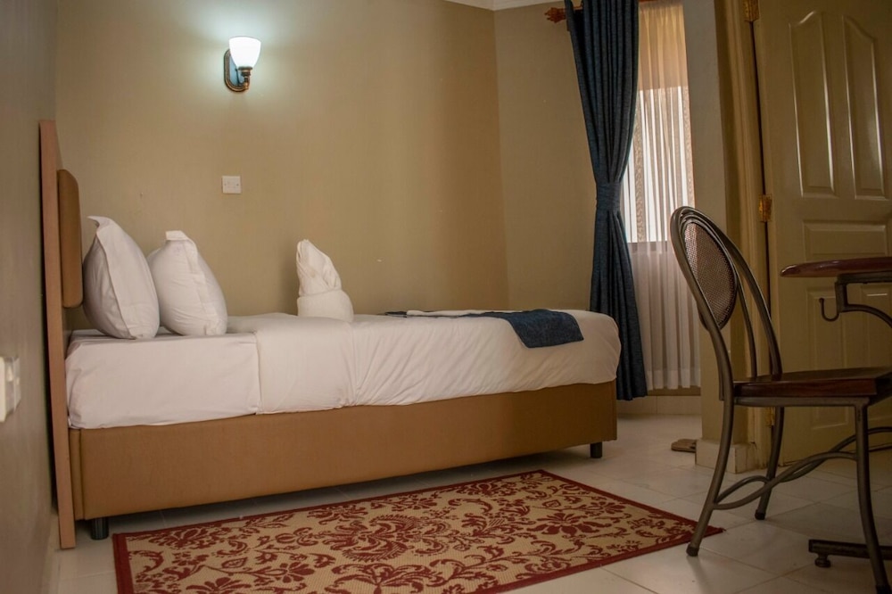 Deluxe Double Room, Garden View