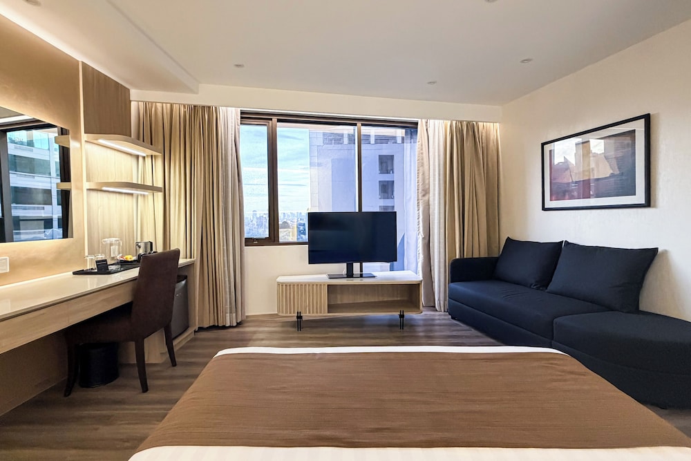 Premier Double Room, 1 Queen Bed - Photo 8