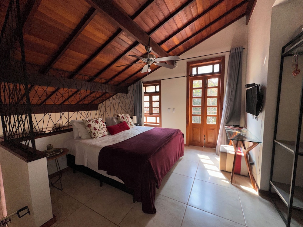 Romantic Loft, Mezzanine photo 1