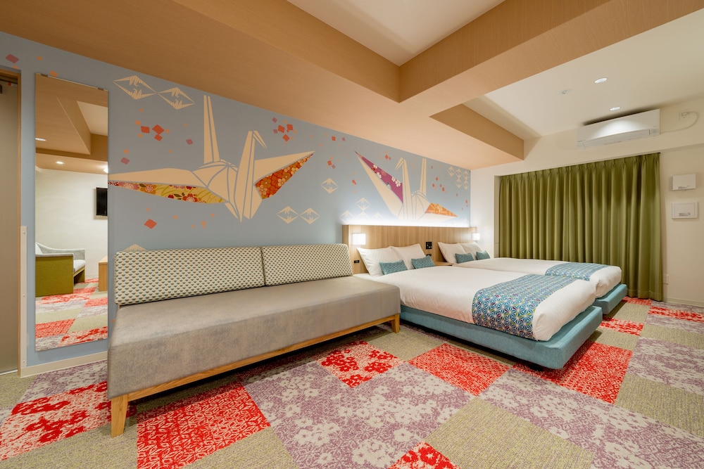 Origami Room - 2 Double & sofa bed (Please see all policies and info before you book) - Photo 10