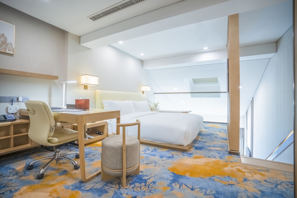 Premium Suite, 1 King Bed