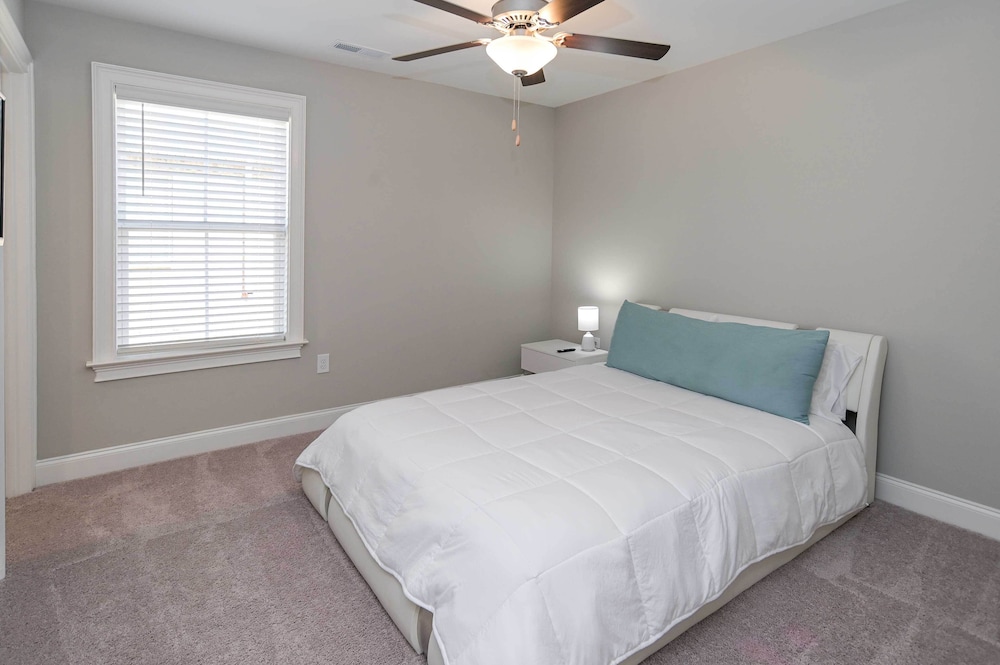 House (4 Bedrooms) photo 1