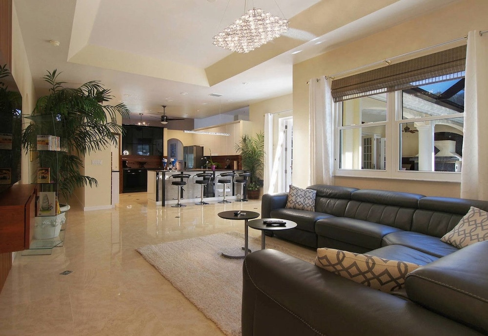 House, 4 Bedrooms, Private Pool photo 1