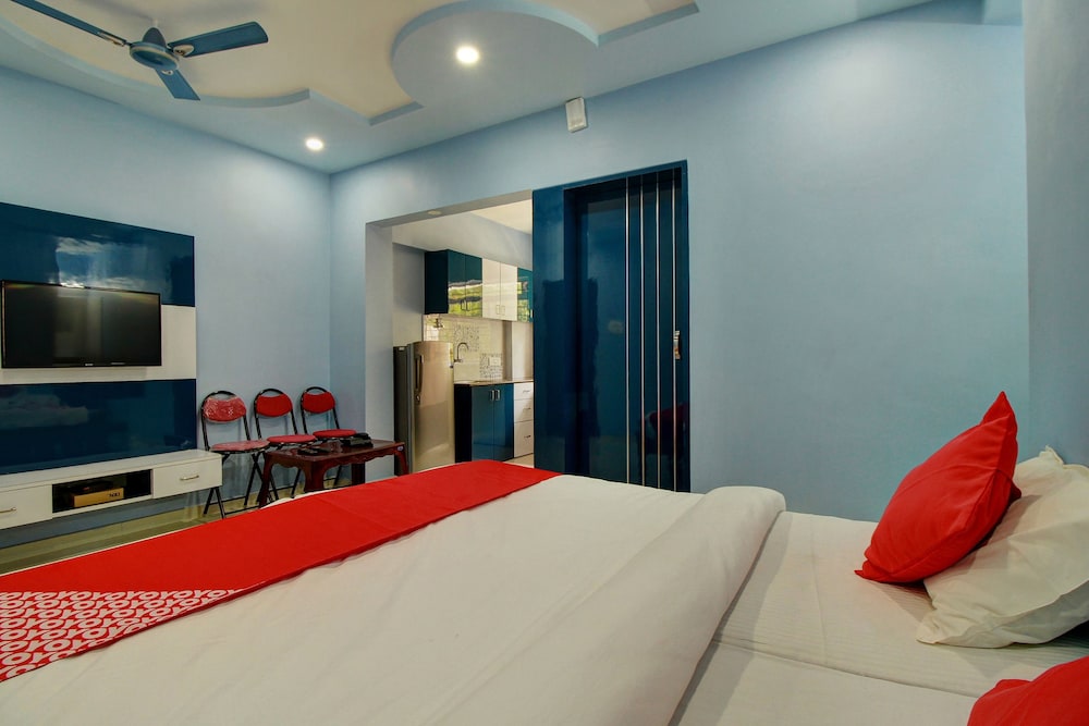 Suite, 1 King Bed photo 1