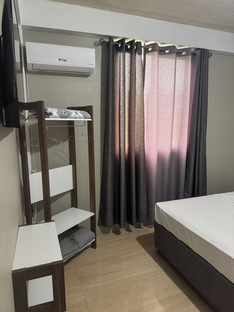 Basic Apartment photo 1