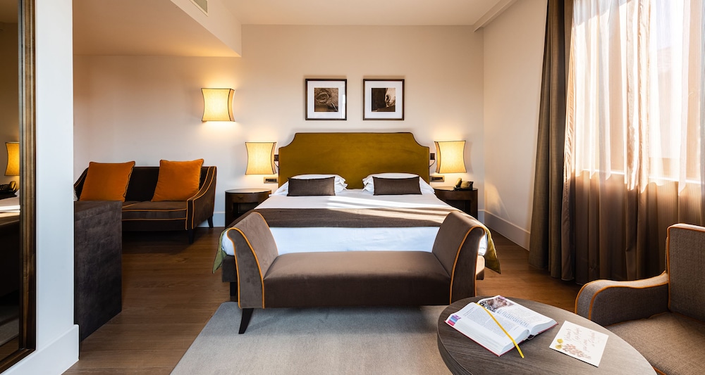 Deluxe Double Room - Photo 5
