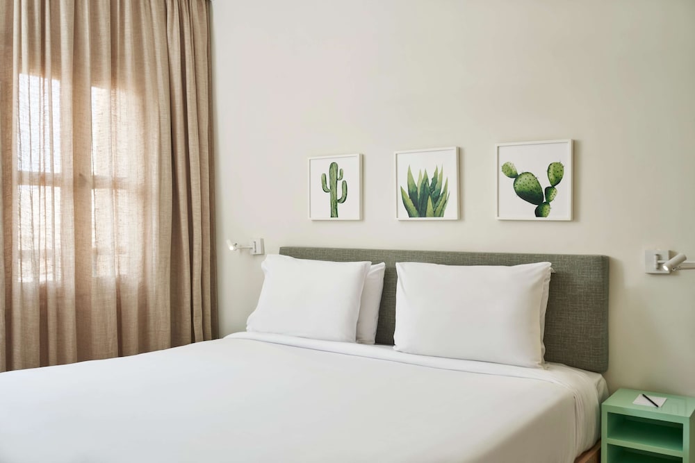 Captain's Suite photo 3