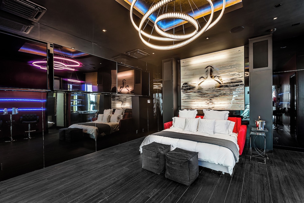 The Penthouse photo 3