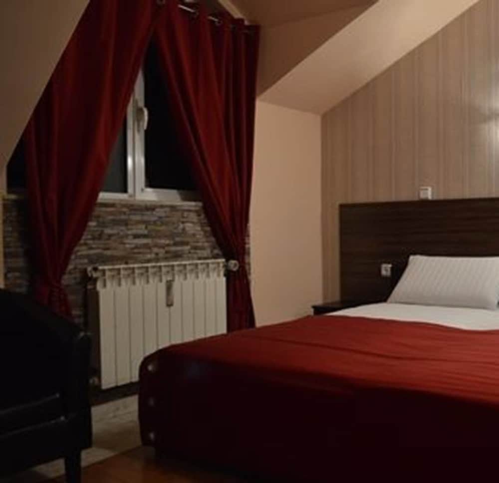 Double Room, Balcony