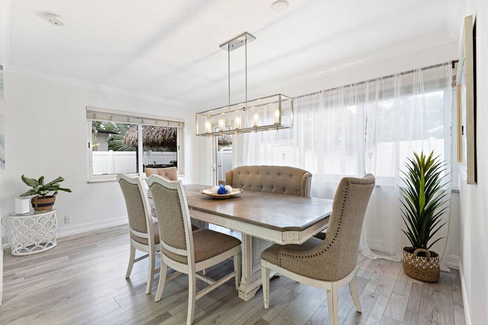 Newly Renovated 3 Bedrooms Near the Beach and Rest, Zdjęcie 17