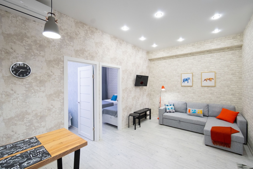 Apartment photo 1