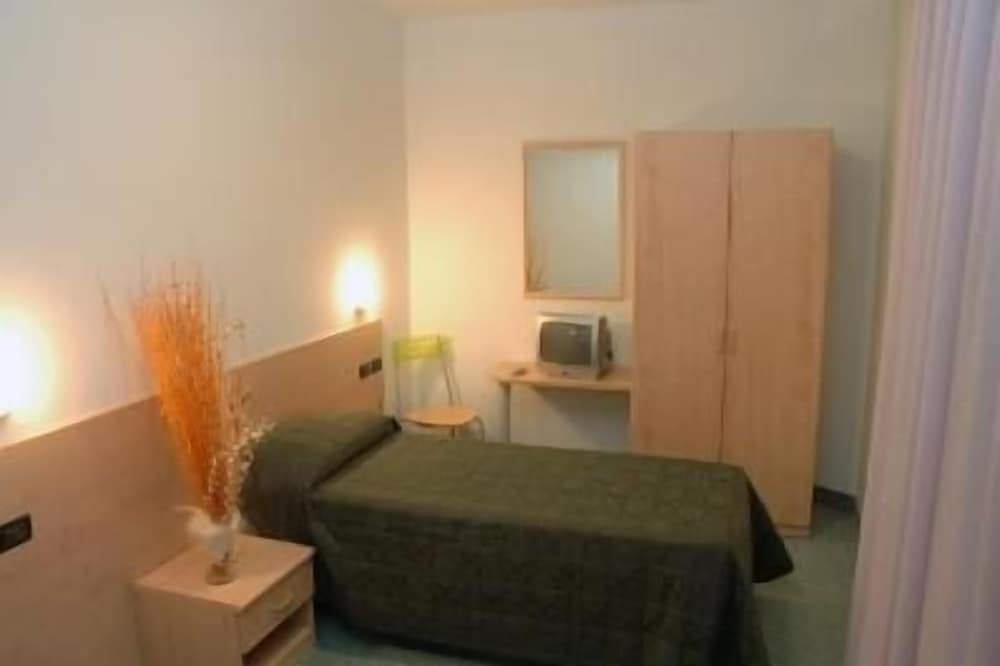 Classic Single Room, 1 Twin Bed photo 2