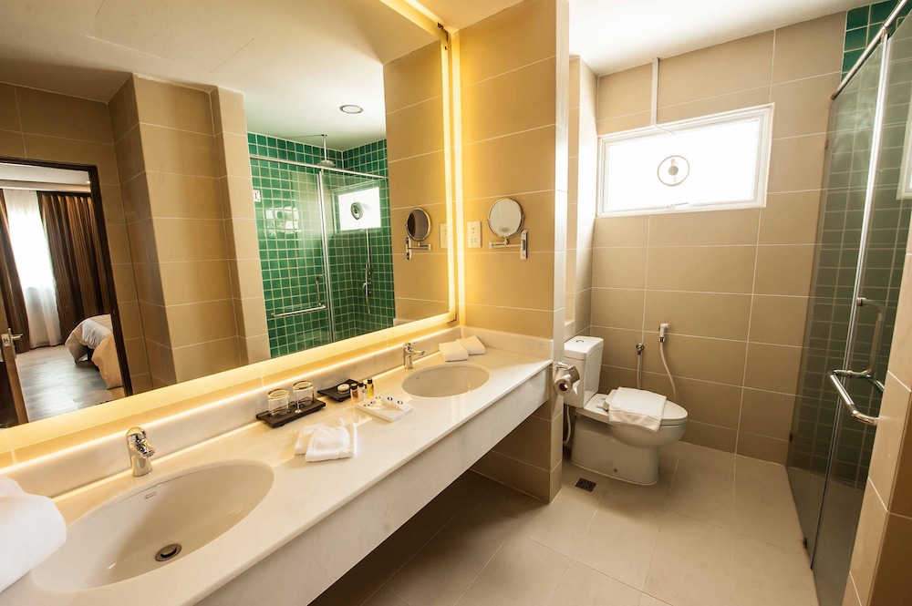 Deluxe Apartment, 2 Bedrooms, Kitchenette photo 3
