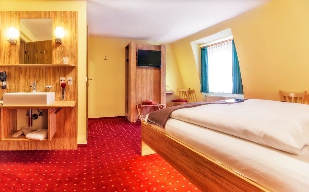 Single Room photo 1
